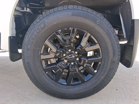 New 2026 Nissan Frontier SV w/ SV Convenience Package image 32