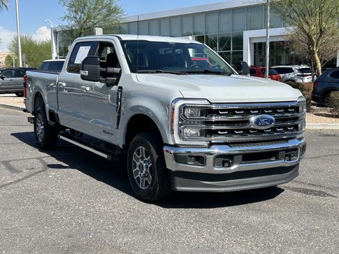Used 2026 Ford F250 Lariat AWD/4WD image 6