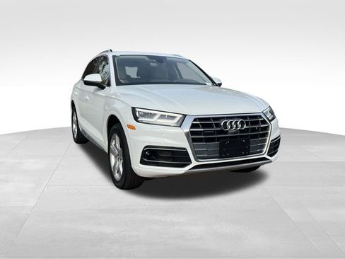 Used 2019 Audi Q5 Prestige w/ Prestige Package image 7