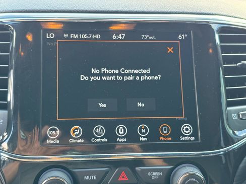 Used 2021 Jeep Grand Cherokee Altitude AWD/4WD image 28