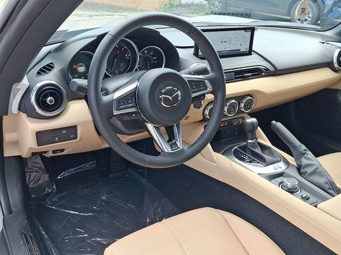 New 2026 MAZDA MX-5 Miata RF Grand Touring RWD image 11