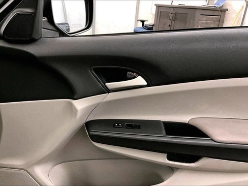 Used 2012 Honda Accord LX image 24