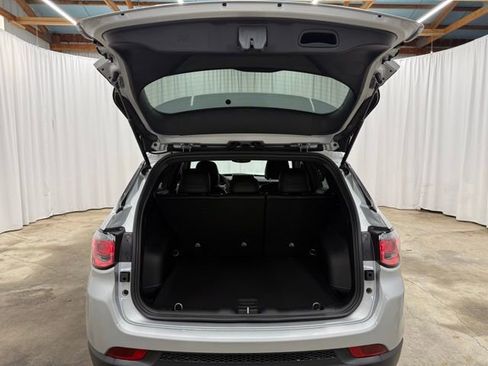 New 2026 Jeep Compass Latitude image 22