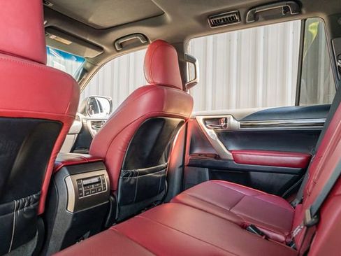 Used 2020 Lexus GX 460 Premium image 36