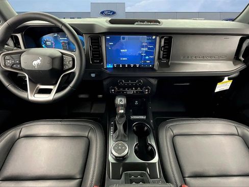 New 2025 Ford Bronco Big Bend image 5