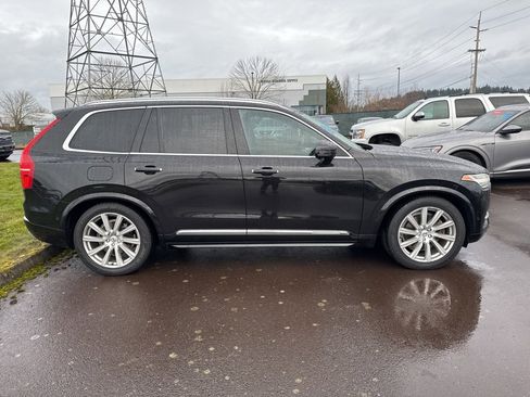 Used 2018 Volvo XC90 T6 Inscription w/ Convenience Package image 4