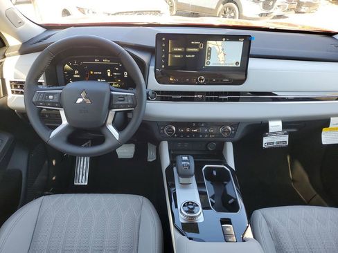 New 2026 Mitsubishi Outlander SEL FWD image 6