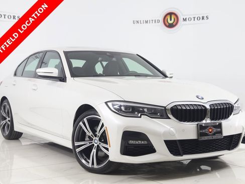 Used 2022 BMW 330i xDrive Sedan w/ M Sport Package image 1