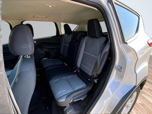 Used 2015 Ford Escape SE FWD image 23