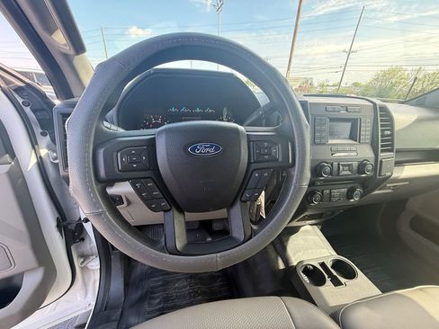 Used 2017 Ford F150 XL w/ Equipment Group 101A Mid AWD/4WD image 16