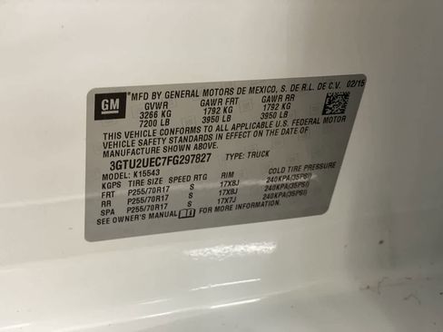 Used 2015 GMC Sierra 1500 SLE w/ SLE Value Package image 28