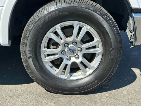 Used 2015 Ford F150 Lariat w/ Equipment Group 501A Mid image 21