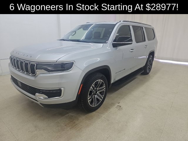 Used 2024 Jeep Wagoneer L Series II w/ Flexible Seating Group AWD/4WD image 1