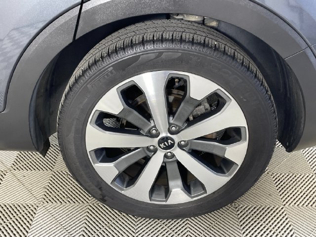 Used 2021 Kia Telluride EX w/ EX Premium Package FWD image 20