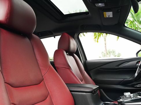 Certified 2021 MAZDA CX-9 Carbon Edition FWD image 18