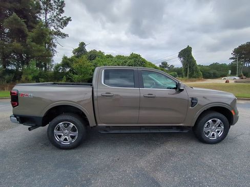 New 2025 Ford Ranger Lariat w/ FX4 Off-Road Package image 3