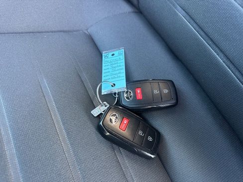 Used 2024 Toyota Tacoma TRD Off-Road image 36