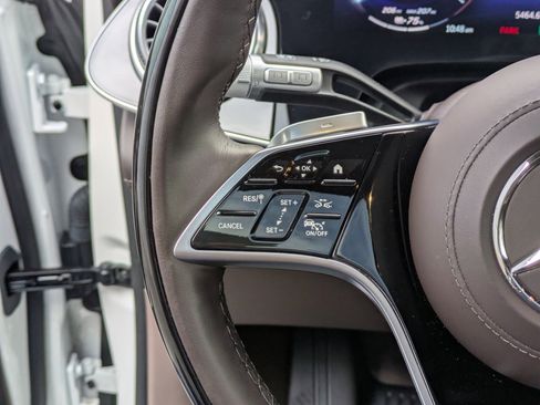 Used 2024 Mercedes-Benz Maybach EQS 680 4MATIC image 17