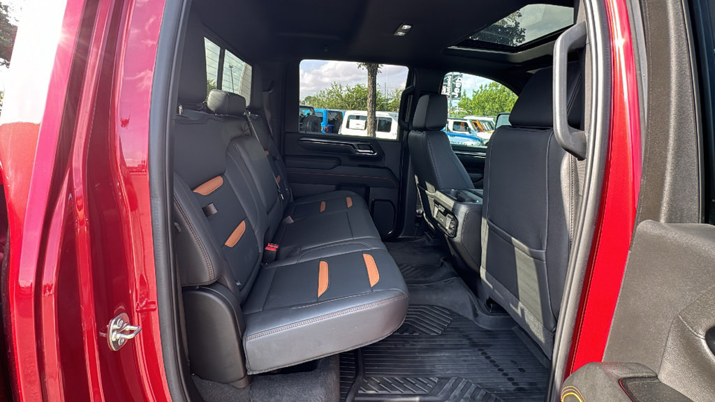 Used 2025 GMC Sierra 2500 AT4 w/ AT4 Premium Plus Package AWD/4WD image 21
