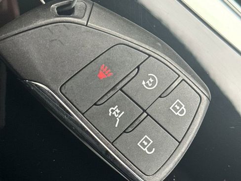 Used 2024 Chevrolet Traverse RS w/ LPO, Floor Liner Package image 39