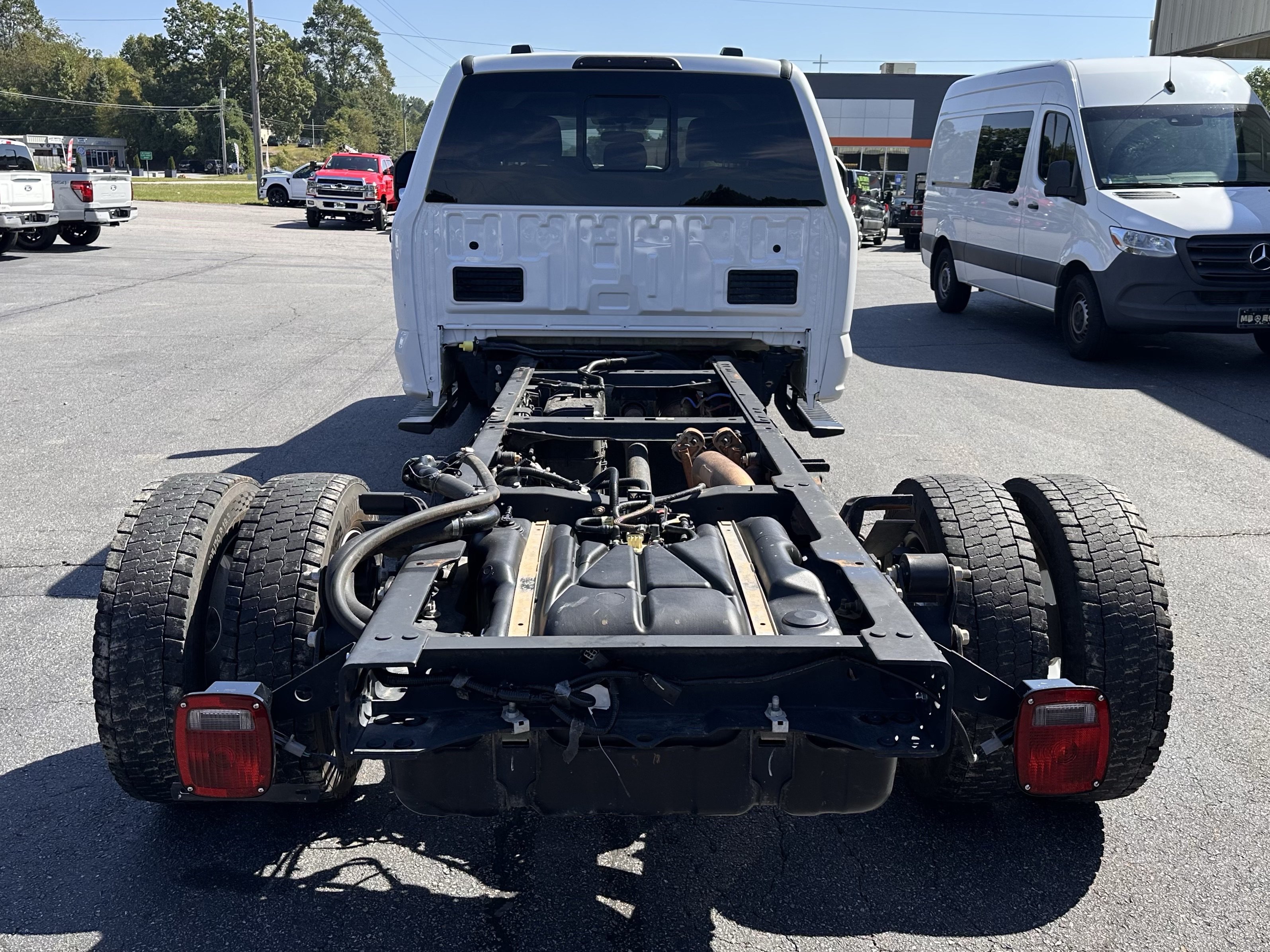 Used 2024 Ford F550 4x4 Crew Cab Super Duty image 6