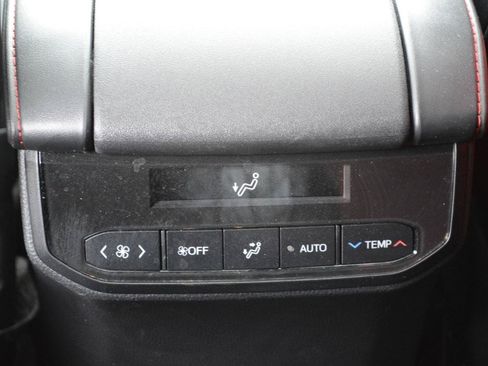 Used 2024 Toyota Highlander XSE AWD/4WD image 20
