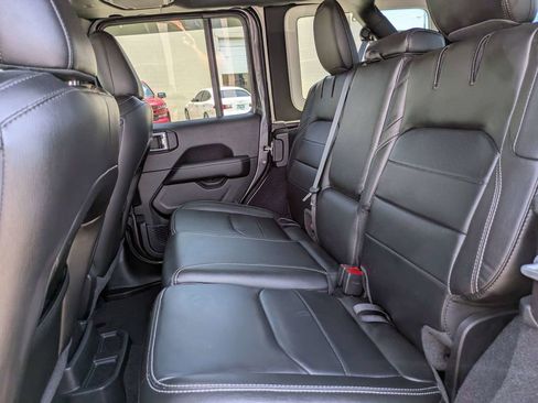 Used 2021 Jeep Wrangler Unlimited Sahara w/ Cold Weather Group image 14