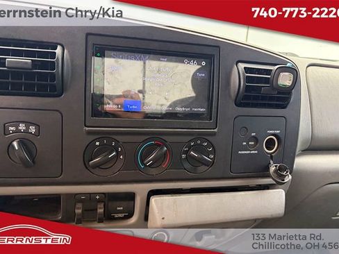 Used 2005 Ford F250 XLT AWD/4WD image 11
