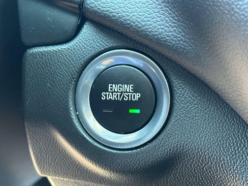 Used 2023 Chevrolet Equinox LT FWD image 27