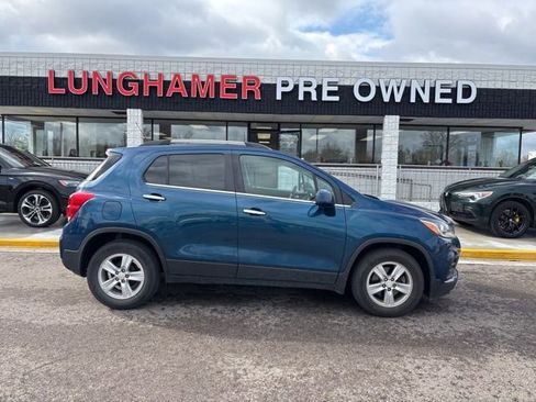 Used 2019 Chevrolet Trax LT w/ LT Convenience Package image 5