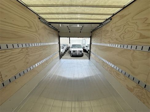 New 2024 Ford E-450 and Econoline 450 Super Duty w/ Power Windows & Locks Group image 35