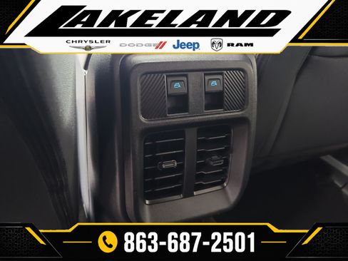 Used 2025 Ford Bronco 4-Door AWD/4WD image 13