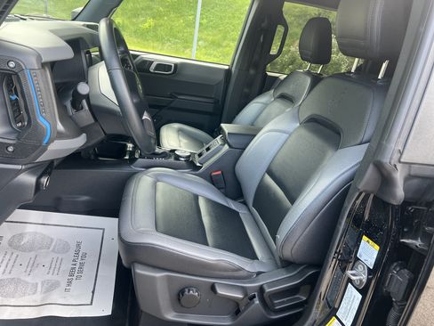 Used 2024 Ford Bronco Black Diamond AWD/4WD image 7