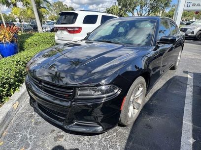 Used 2016 Dodge Charger SXT