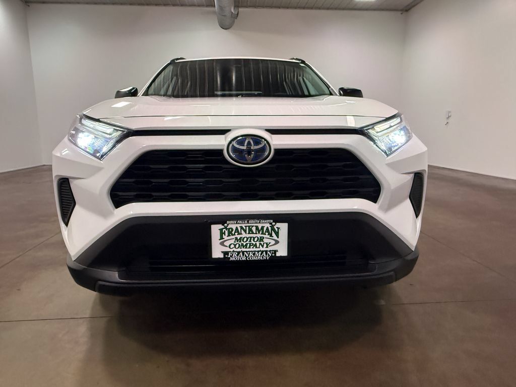 Used 2023 Toyota RAV4 LE AWD/4WD image 40