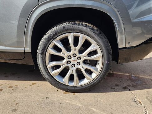 New 2026 GMC Acadia Denali w/ Super Cruise Package image 60