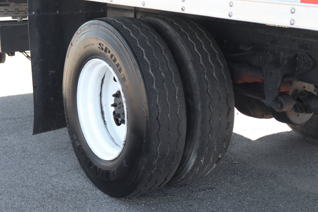 Used 2021 Ford F750 2WD Regular Cab Super Duty image 38