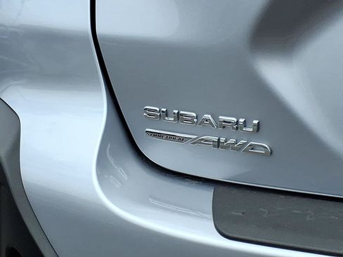 Certified 2025 Subaru Crosstrek 2.5i Premium AWD/4WD image 13
