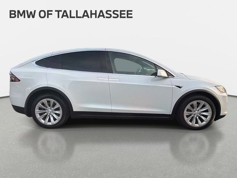 Used 2020 Tesla Model X Long Range AWD/4WD image 4
