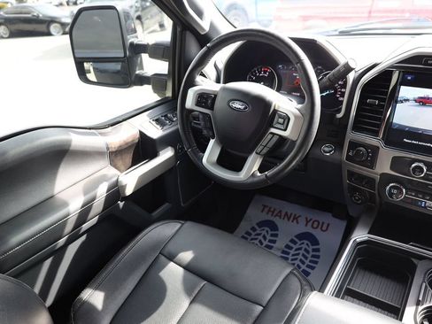 Used 2022 Ford F350 Lariat w/ Tremor Off-Road Package AWD/4WD image 19