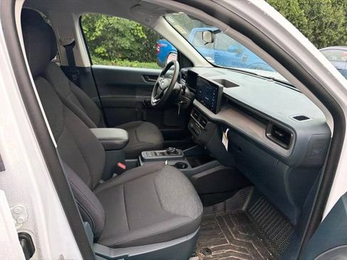 Used 2025 Ford Maverick XL w/ Equipment Group 102A AWD/4WD image 8