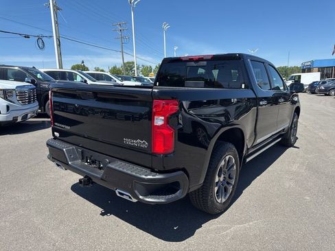 New 2026 Chevrolet Silverado 1500 High Country AWD/4WD image 5