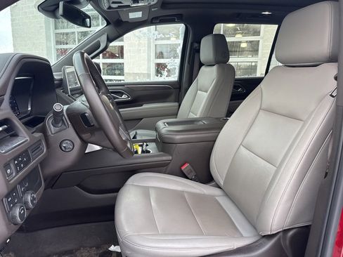 Used 2023 Chevrolet Tahoe LT w/ Luxury Package image 18