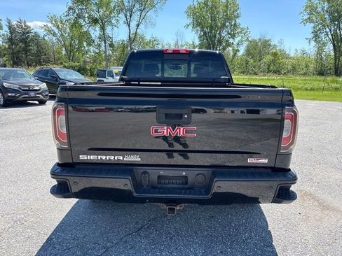 Used 2017 GMC Sierra 1500 SLT AWD/4WD image 3