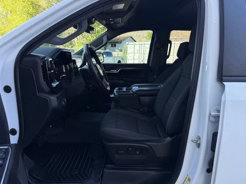 Used 2023 Chevrolet Silverado 1500 RST w/ Z71 Off-Road Package AWD/4WD image 18