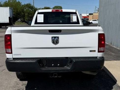 Used 2018 RAM 1500 Express RWD image 5