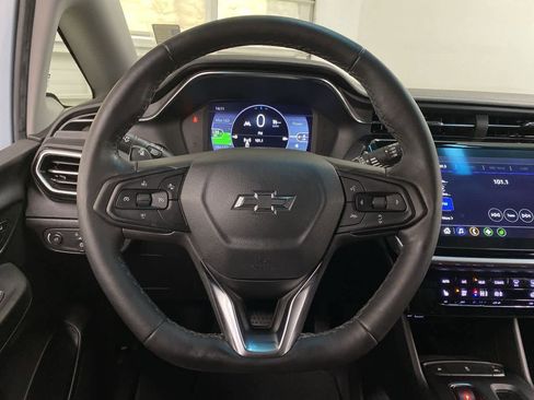 Used 2023 Chevrolet Bolt LT image 19