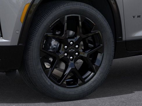 New 2026 Chevrolet Traverse RS w/ LPO, Floor Liner Package image 9
