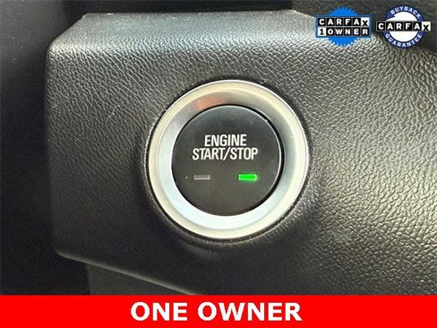 Used 2024 GMC Terrain SLE w/ Driver Convenience Package image 15