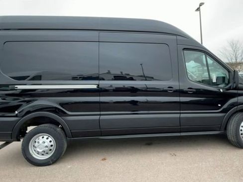 New 2026 Ford Transit 350 148 High Roof AWD image 9